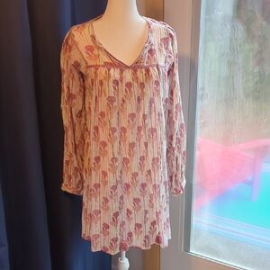 NWOT Cream Floral Long Sleeve Relaxed Tunic